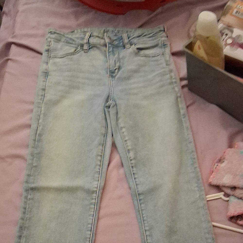 American Eagle Outfitters Light Wash Skinny Jeans